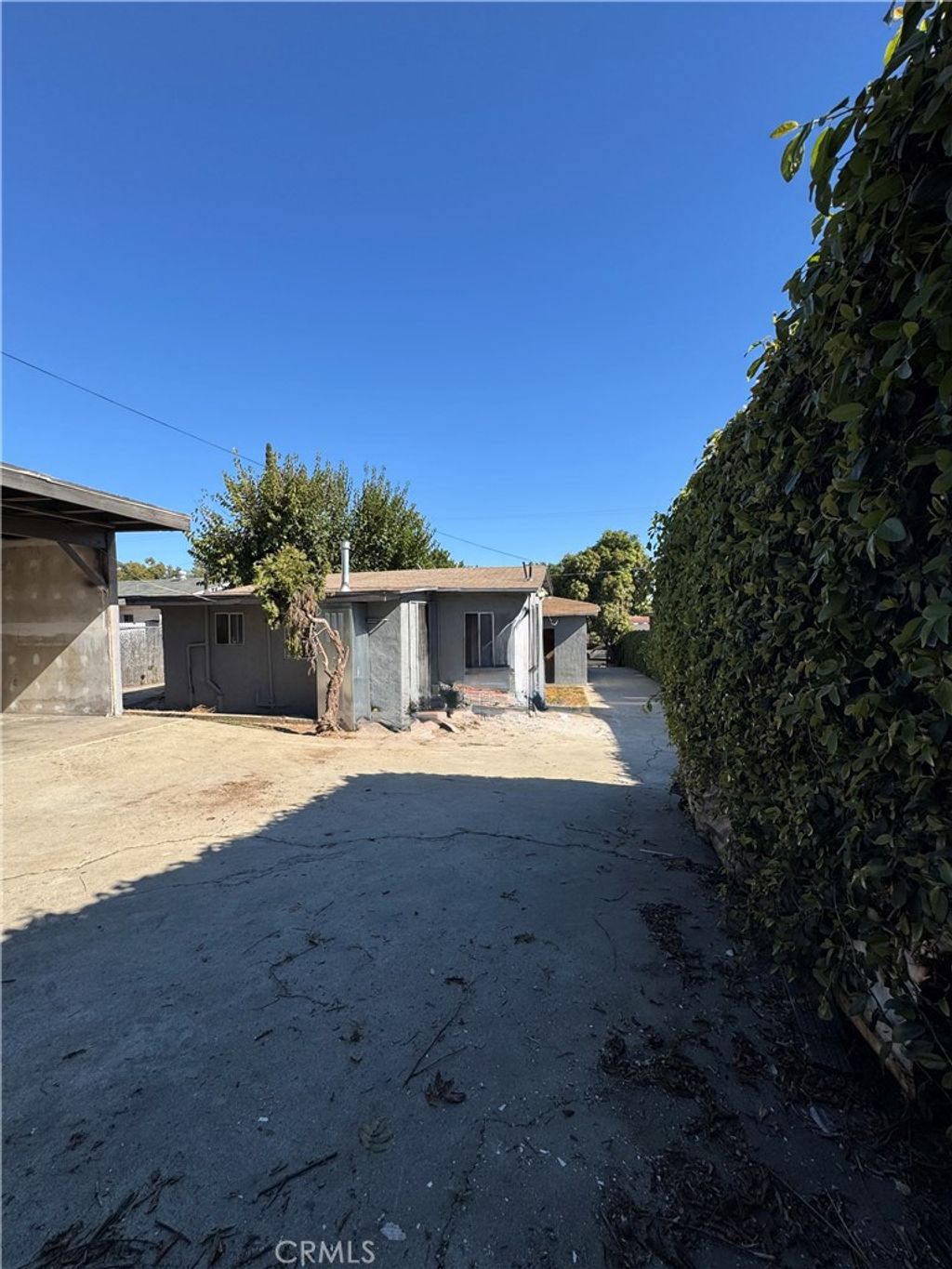 Photo of 529 S Sydney Dr, East Los Angeles, CA 90022 (MLS # SR25267844)