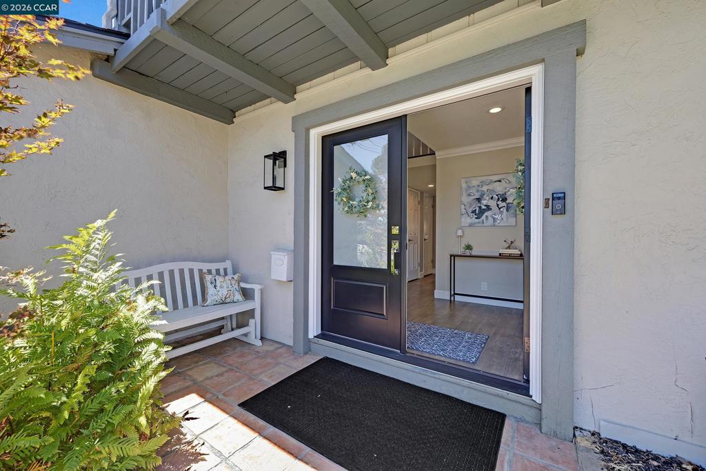 11698 Serra Ct