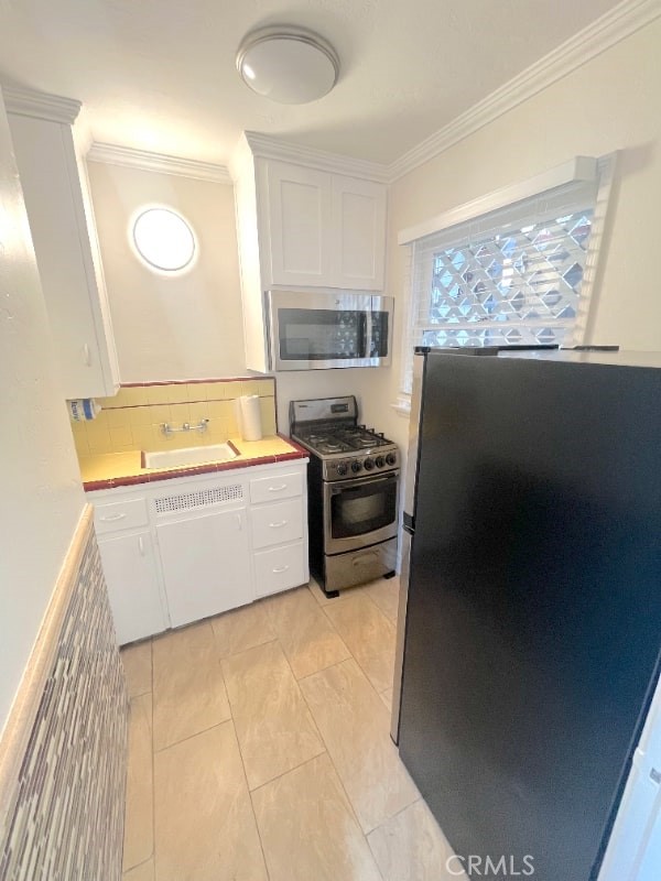 Main Beach (BCH) - Residential Lease