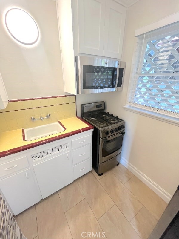 Main Beach (BCH) - Residential Lease