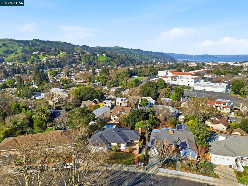 1021 1021 Ulfinian Way