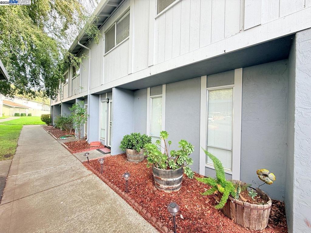 PARKWAY - Residential