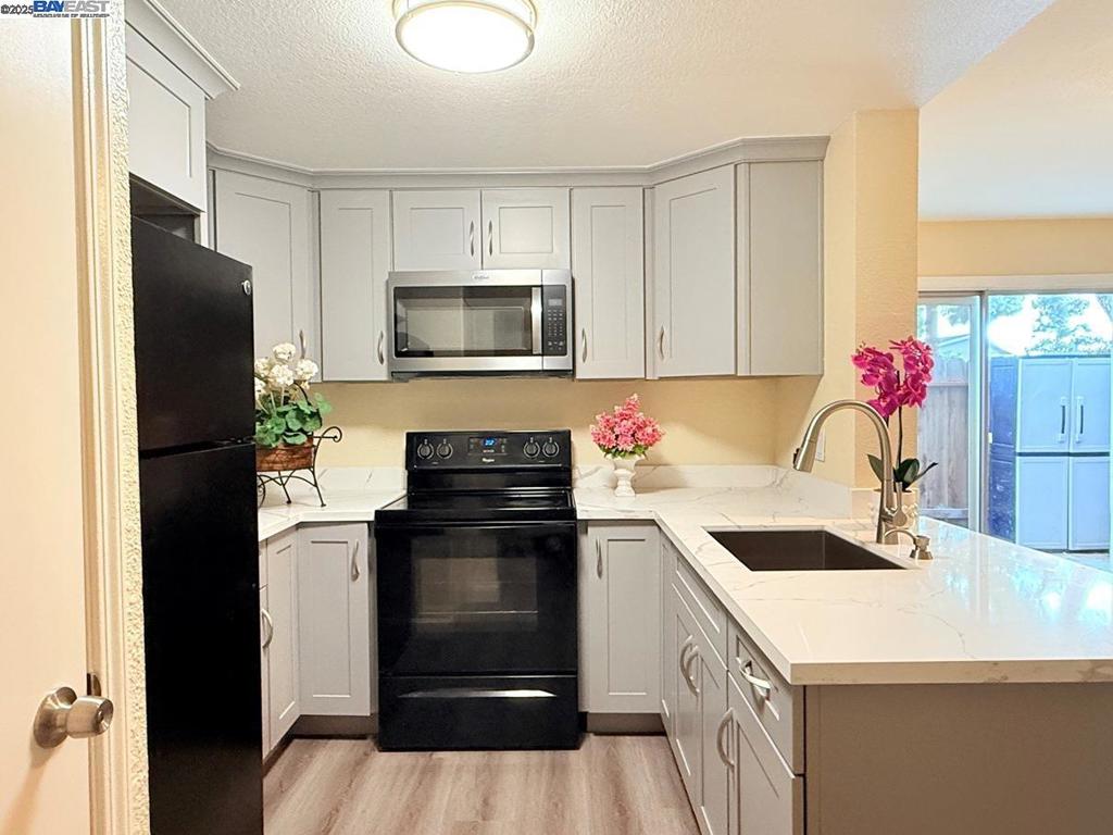 PARKWAY - Residential