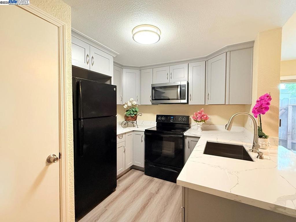 PARKWAY - Residential