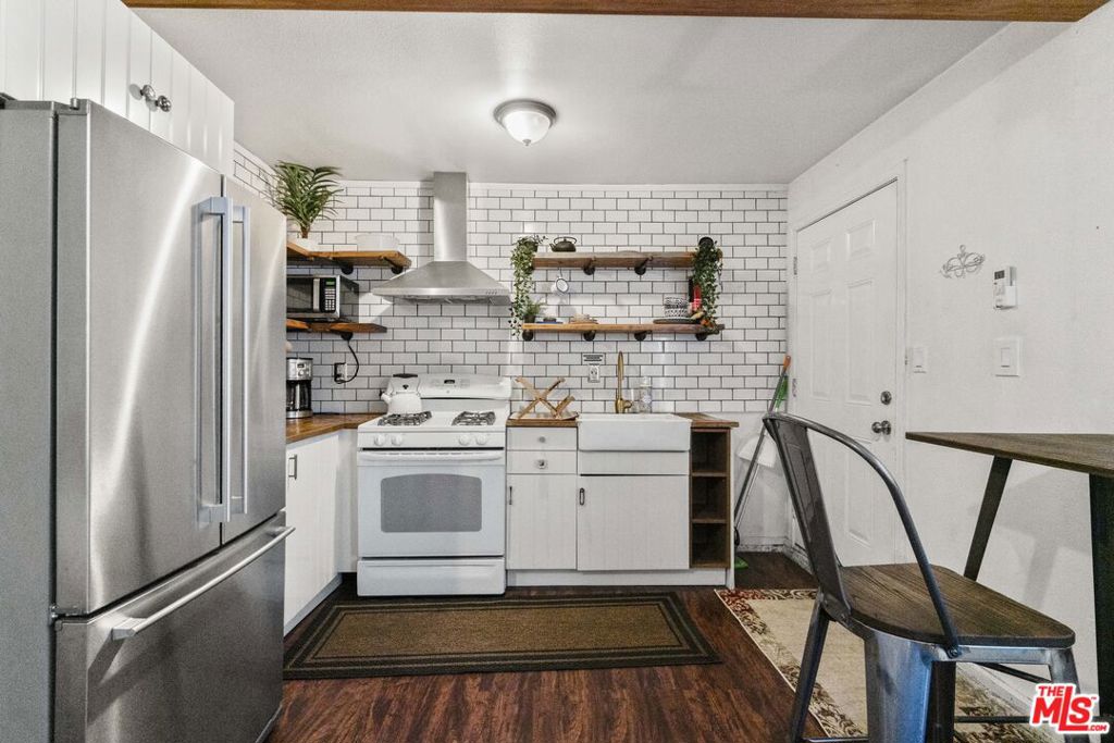 1414 W 54th Street