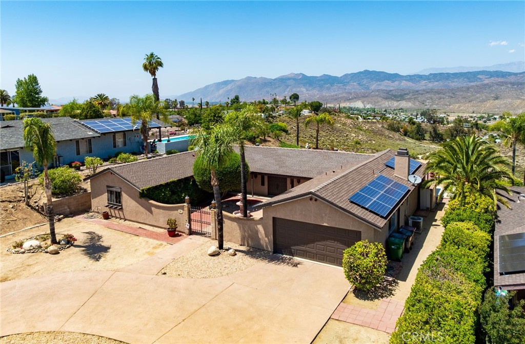 44940 Viejo Drive