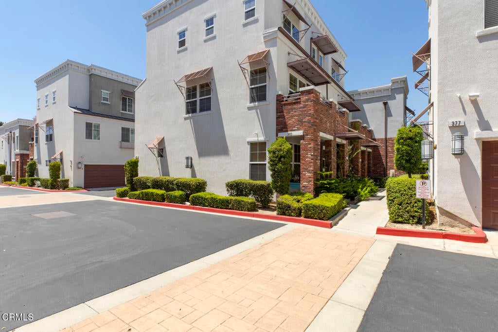 383 Arden Avenue 2