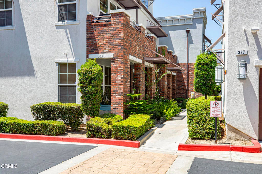383 Arden Avenue