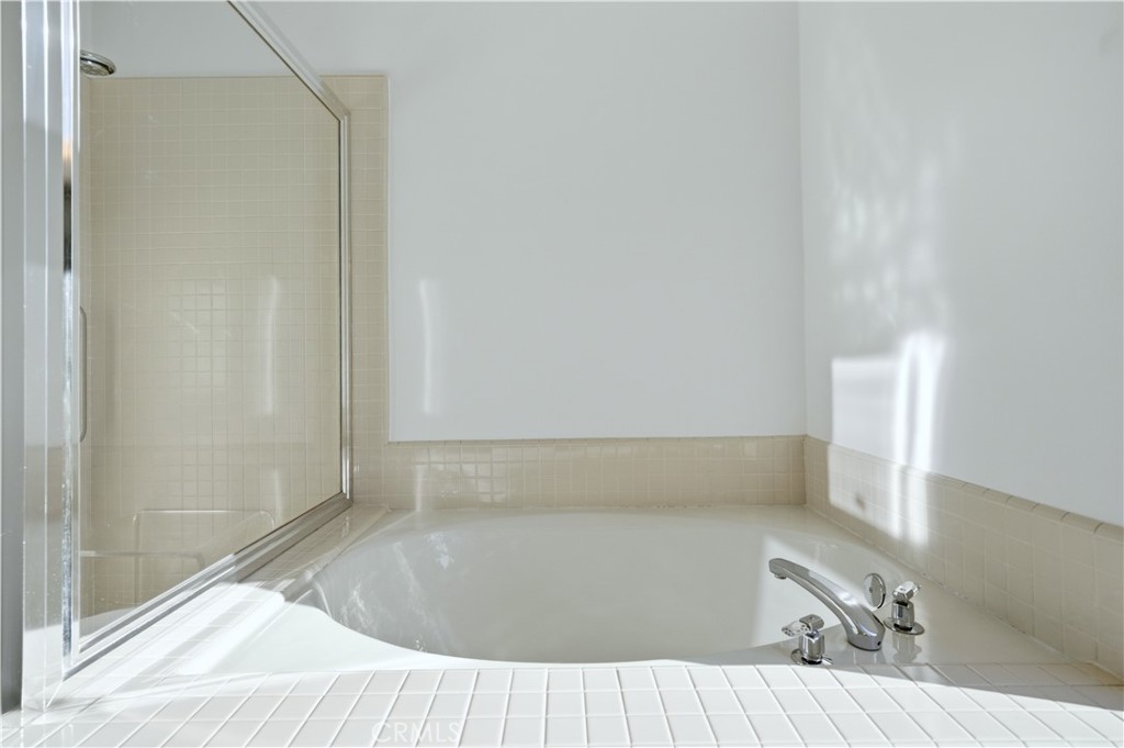 Spinnaker Bay (SY) - Residential