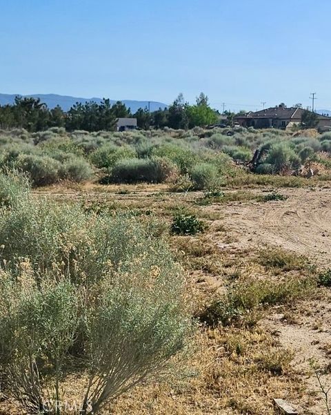 Photo of 0 Sage, Hesperia, CA 92344 (MLS # HD26073686)