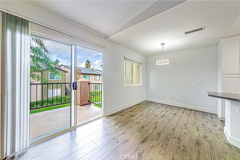 2608 avenida del vista corona ca 92882