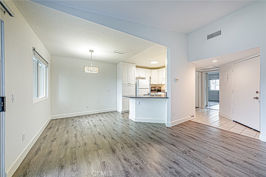2608 avenida del vista