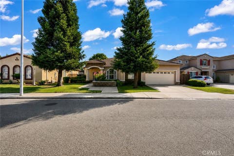 Photo of 9514 N Larkspur Avenue, Fresno, CA 93720 (MLS # FR26166260)