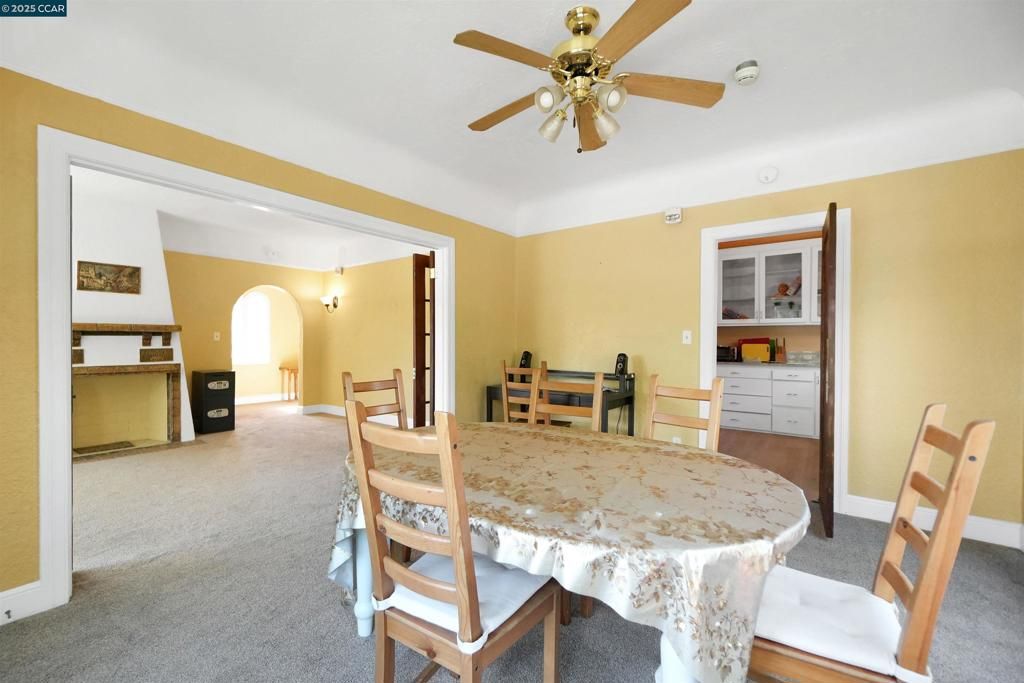 listing image 130726704694261450511