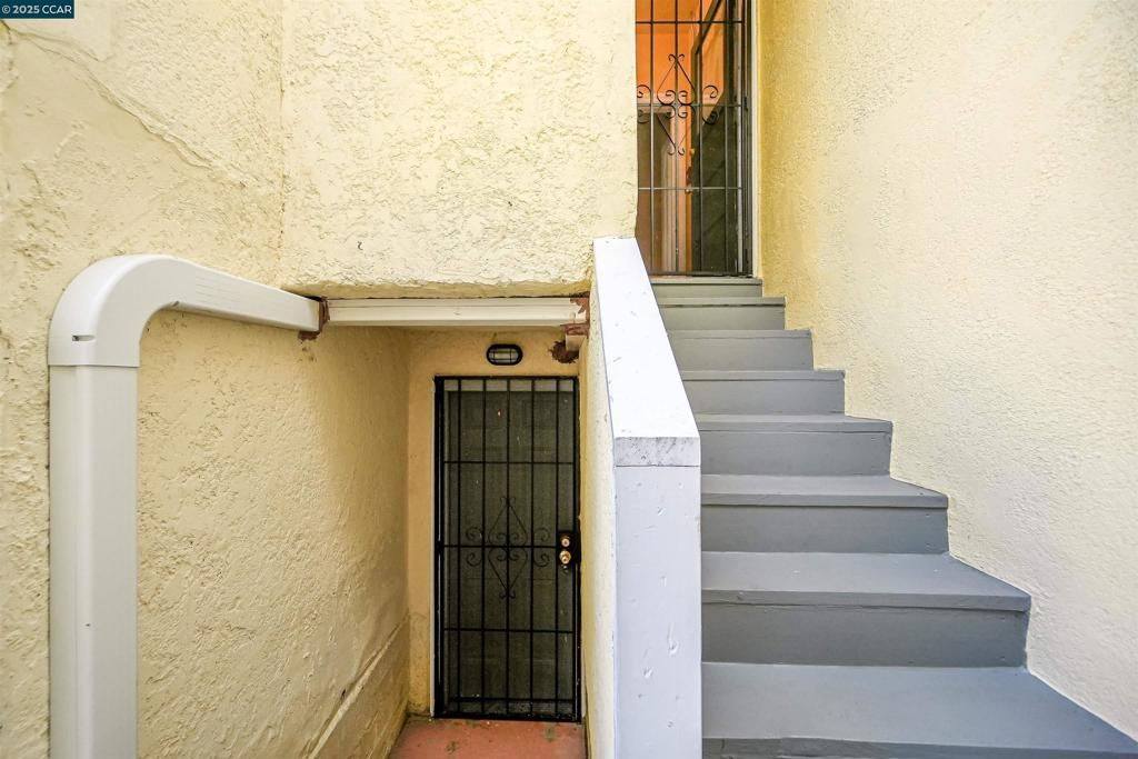 listing image 130725429433410107495