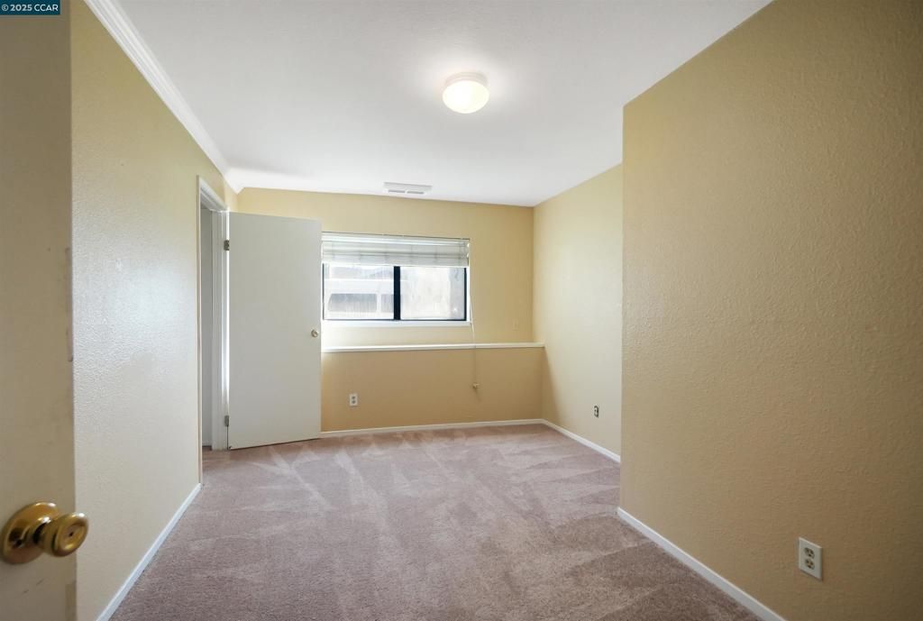 listing image 130729960049811626421