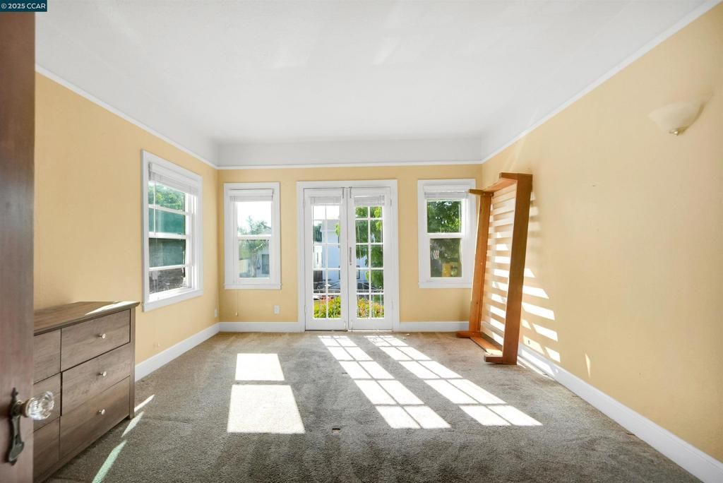 listing image 130726954385211626473