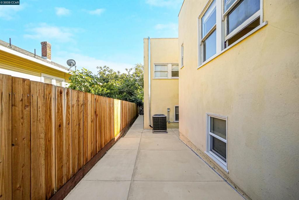 listing image 130725213864587890591