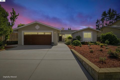 Photo of 6563 Camden Ave Ave, San Jose, CA 95120 (MLS # 41129664)