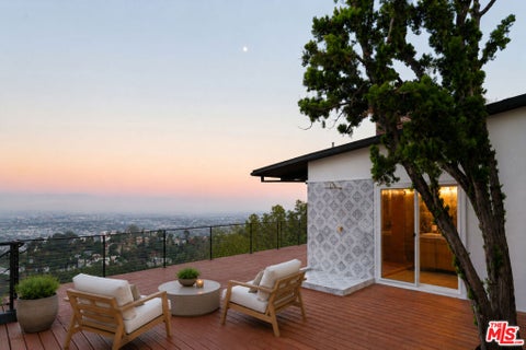 Photo of 2065 Kew Drive, Los Angeles, CA 90046 (MLS # 26855123)