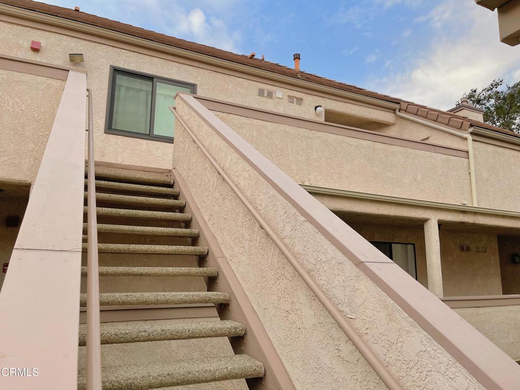 727 Island View Circle