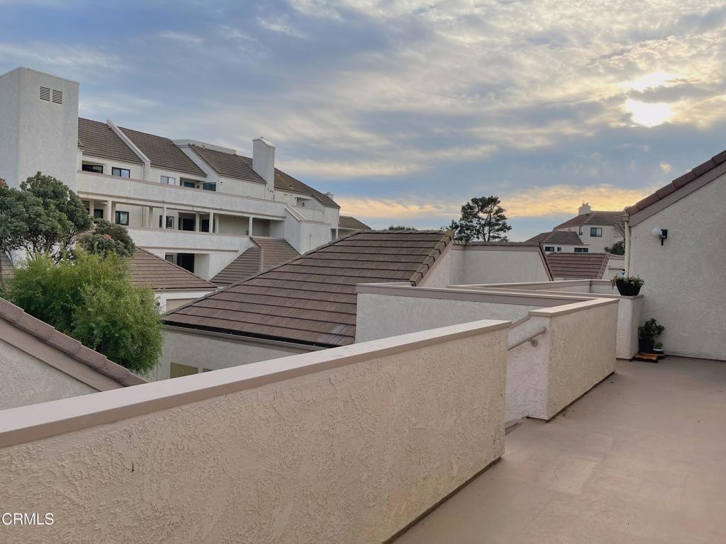 727 Island View Circle