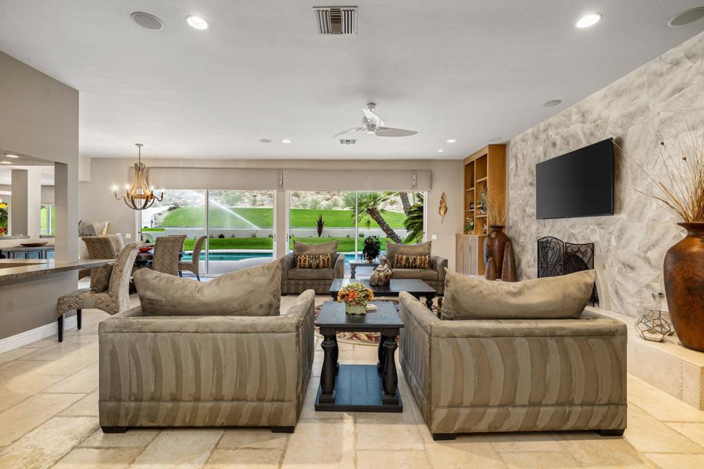 Indian Wells C.C. - Residential