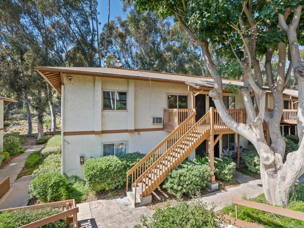 VA assumable 2.625%! Charming 2-Bedroom, 1-Bath Condo in Prime San Diego Location Move-in ready and perfectly positioned for the ultimate San Diego lifestyle! This well-appointed 2-bedroom, 1-bathroom condo offers comfortable living in one of San Diego’s most convenient locations. Whether you’re a first-time buyer, downsizing, or looking for an investment property, this home delivers both comfort and accessibility. Property Highlights 2 spacious bedrooms with ample natural light and closet space 1 full bathroom with modern fixtures Open-concept living area perfect for entertaining Kitchen with plenty of counter space and storage Private balcony/patio for outdoor relaxation. Step outside your front door and dive into relaxation! The sparkling community pool is just steps from your entrance, making it feel like your own private oasis. Perfect for morning laps, afternoon lounging, or entertaining friends and family. Unbeatable Location This condo puts you at the center of it all: Shopping made simple with multiple shopping centers nearby for all your daily needs Mall access for dining, entertainment, and retail therapy Freeway convenient location provides easy commuting throughout San Diego County Quick access to San Diego’s beautiful beaches, downtown attractions, and employment centers Perfect For Professionals seeking easy commute access First-time homebuyers looking for turnkey living Investors wanting a prime rental location Anyone who values convenience without sacrificing comfort Ready to make this your new home? Schedule your showing today and experience the perfect blend of comfort, convenience, and San Diego living!