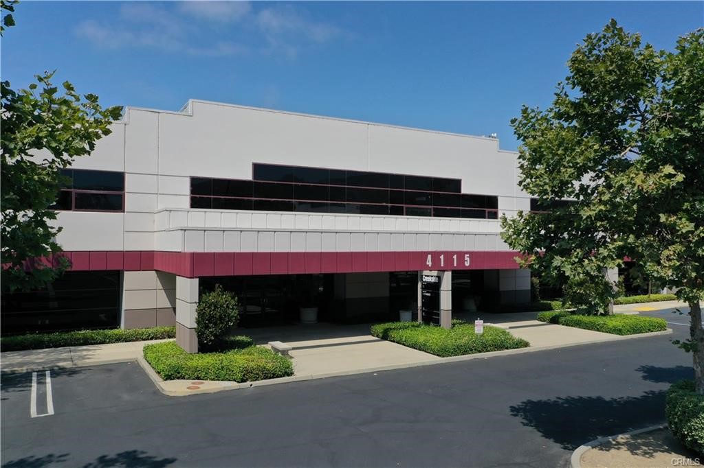 Approximately 21,166 sq. ft., creative class office space available at Creekside Campus. Entire second floor which is elevator served. 17 large perimeter offices, operable windows, white board walls. +/- 10 private offices. Conference rooms; large open kitchen area. Monument signage; large reciprocal parking. Multiple restrooms and private restrooms with showers. Excellent location in the heart of San Luis Obispo’s business and tech core.
The entire second floor, 21,116 sq. ft., can be leased “as is”
• Or, the second floor can be can be divided into numerous suites of
different sizes to meet your needs. Please see the following pages for
examples of different possible suite configurations
• Suite 110 - 2,461
• Suite 115 - 2,180
• Suite 120 - 2,576