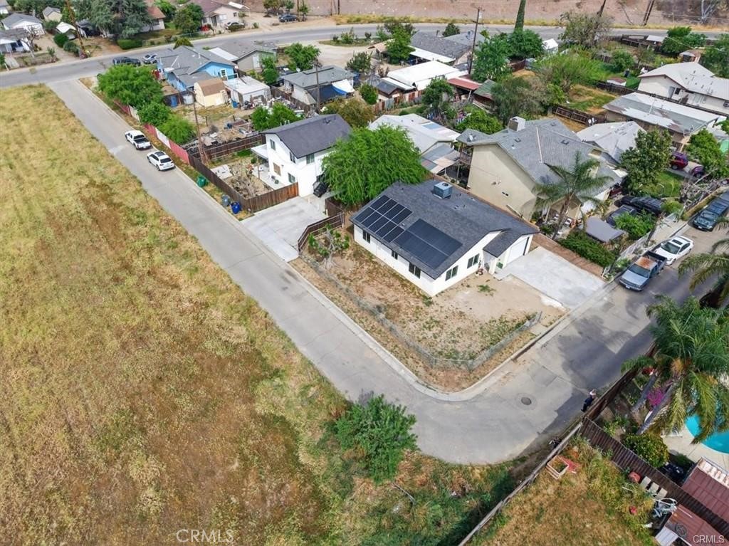 2546 Evergreen