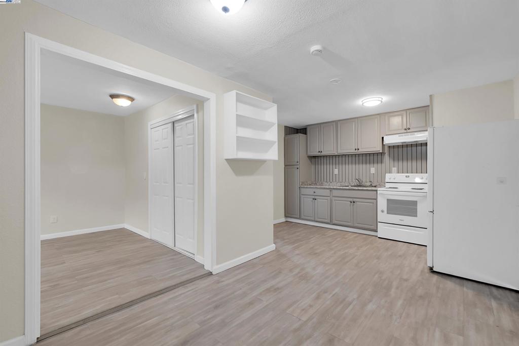 JACKSON TRIANGLE - Residential