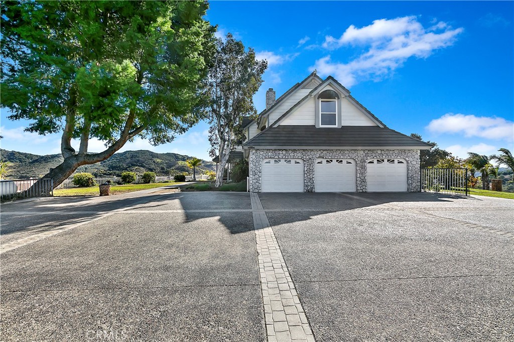 46366 Sandia Creek Drive