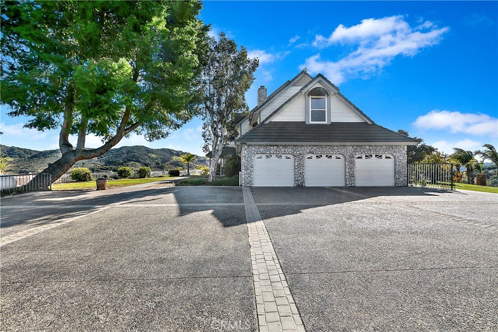 46366 Sandia Creek Drive