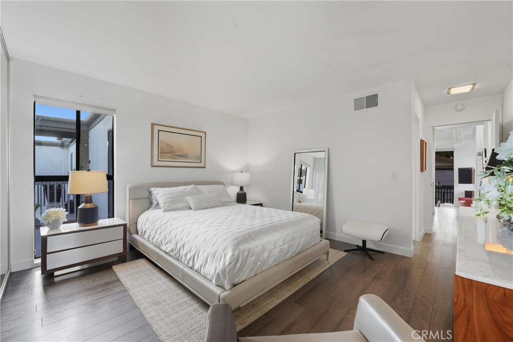 Marina Pacifica (MRP) - Residential