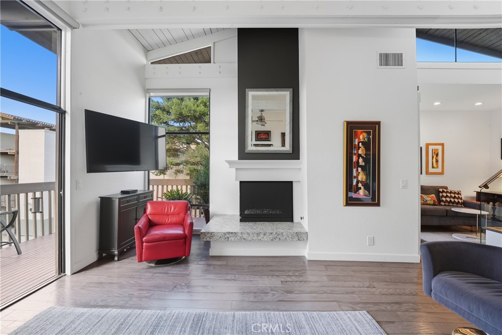 Marina Pacifica (MRP) - Residential