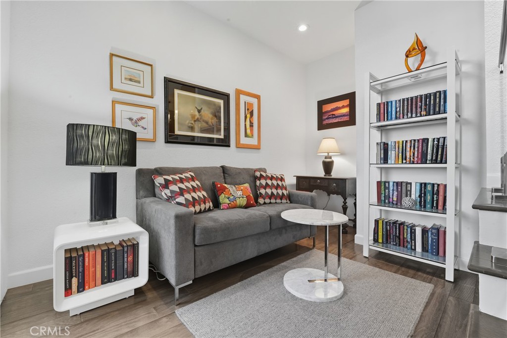 Marina Pacifica (MRP) - Residential