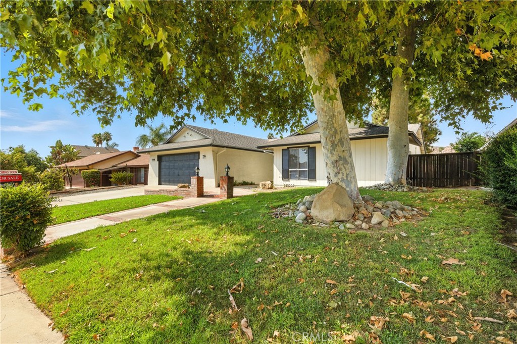 315 Maravilla Drive