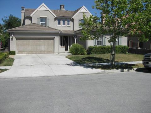 Photo of 9652 Cooper Place, Gilroy, CA 95020 (MLS # ML82027943)