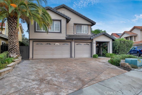 Photo of 24239 Bella Court, Newhall, CA 91321 (MLS # SR26230198)