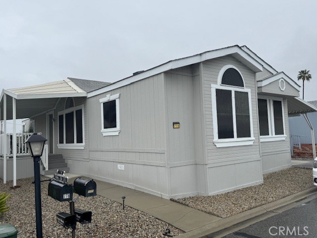 5001 W Florida 779