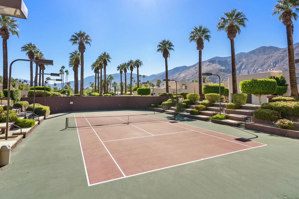 Village Racquet Club - Residential