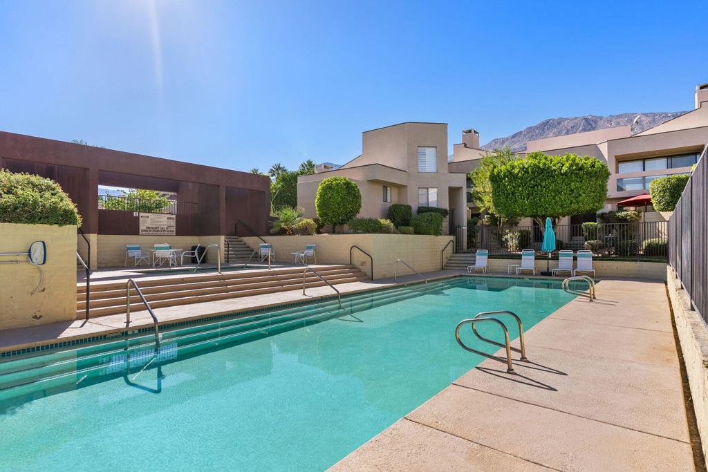 Village Racquet Club - Residential