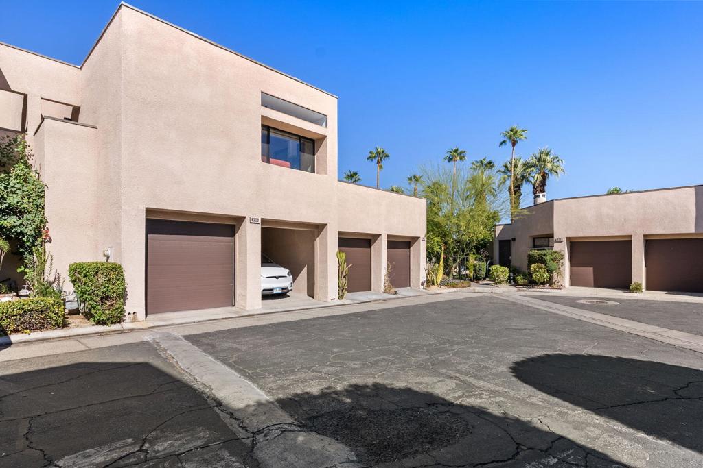 Village Racquet Club - Residential