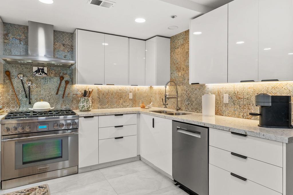 Village Racquet Club - Residential