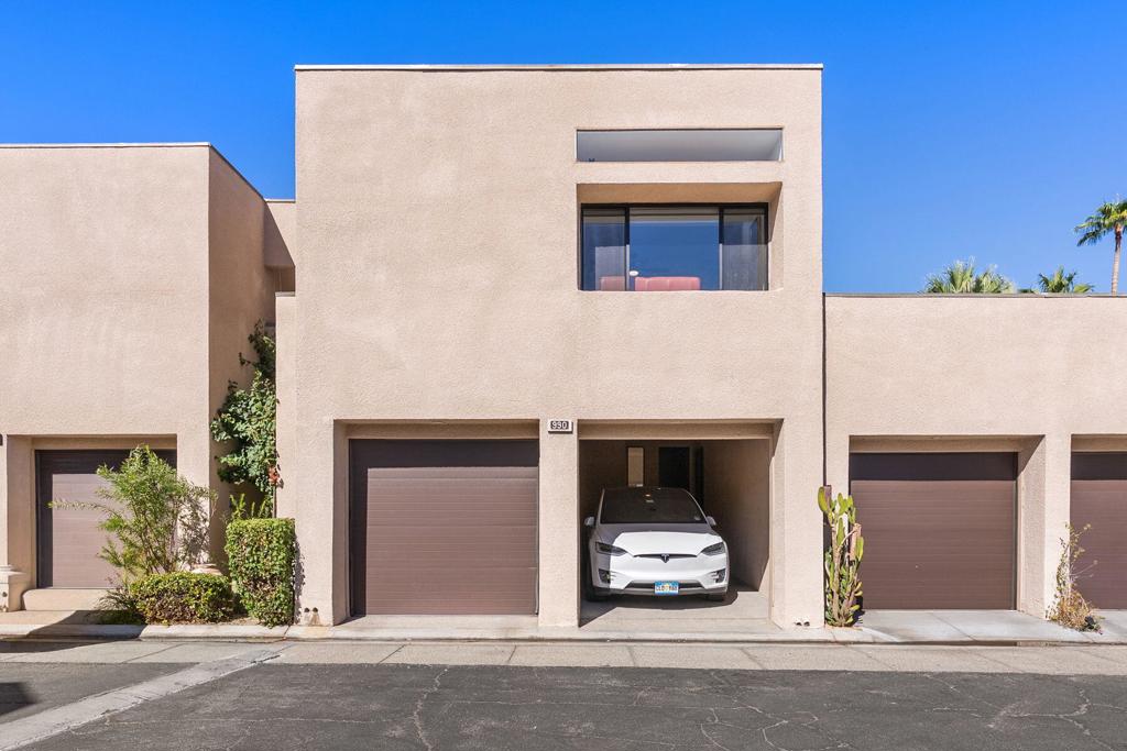 Village Racquet Club - Residential