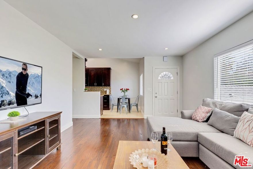 This beautifully furnished apartment is located in the privacy & safety of Studio City. This is a bright, clean and ultra-modern space, with all-new furniture & kitchen. This gorgeous unit features: an open living space w/ foldout couch & arm chair, a modern updated bathroom, 2 flat panel TVs, a fully-equipped kitchen w/dining for 4, Queen sized bed, fold-out queen sofa, stacked washer & dryer, and a communal outdoor area w/BBQ. Great for business travelers! This lovely apartment home is conveniently located within 4 miles of: Universal Studios, NBC Universal Comcast Offices, Warner Brothers Studios, CBS Studio Center, NBC Studios, and Walt Disney Studios! Enjoy easy access to the LA Metro, and freeways to Santa Monica & Downtown. Local to trendy restaurants, boutique-shopping and entertainment.  Listing price is the monthly rate, based on a 1 year rental contract. Short-term rental also available. Please inquire for rates. *Pet Fee $150