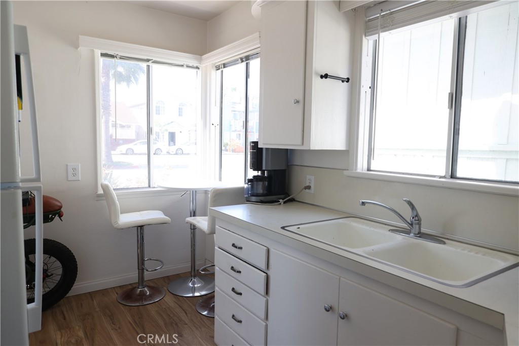 612 W Balboa Boulevard