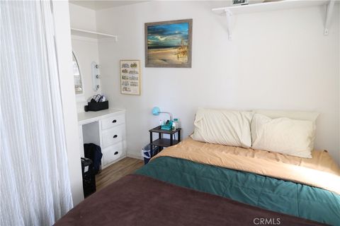 Tiny photo for 612 W Balboa Boulevard, Newport Beach, CA 92661 (MLS # IG26083652)