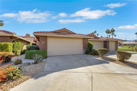Photo of 43 Joya Dr, Palm Desert, CA 92260 (MLS # OC26059447)