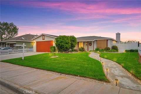 14325 Katie Adelanto CA 92301